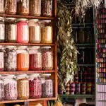 Garšvielas ideālā kārtībā: praktiskas idejas kompaktai un ērtai garšvielu uzglabāšanai garsvielas-ideala-kartiba-praktiskas-idejas-kompaktai-un-ertai-garsvielu-uzglabasanai.jpg