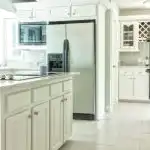 Ledusskapja atkausēšana saskaņā ar visiem noteikumiem: dzīvības hacks, kas samazinās tīrīšanas laiku ledusskapja-atkausesana-saskana-ar-visiem-noteikumiem-dzivibas-hacks-kas-samazinas.jpg